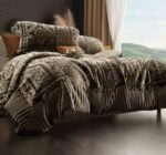 طقم لحاف العروسة حبيبة جولدن