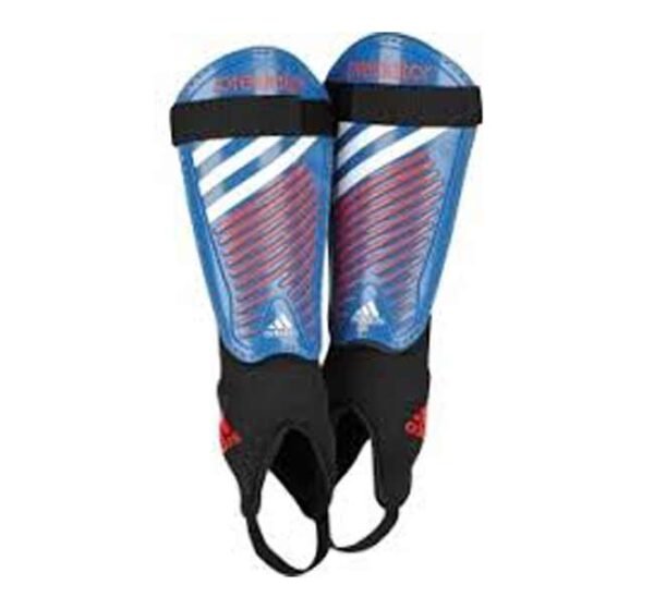 شنكار أديداس (Adidas) الاحترافي – درع الأبطال الذي يجمع بين خفة الوزن والحماية القصوى