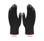 وداعاً لمشاكل استخدام الموبايل في الأجواء الباردة أو أثناء القيادة مع جوانتي "اليسر" الذكي. يتميز بخيوط موصلة عند أطراف الأصابع تمنحك استجابة فورية وحساسية عالية لشاشات اللمس، مما يضمن لك التحكم الكامل في هاتفك دون الحاجة لخلع القفاز.