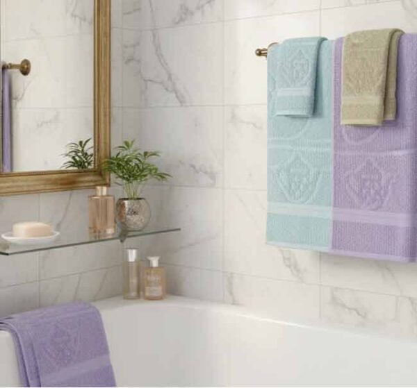 فوطة حمام كيان - قطن مصري 100% - نعومة فائقة وامتصاص مثالي - متوفرة بألوان ملكية