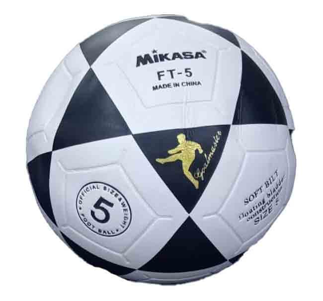 رة قدم ميكاسا (Mikasa) "كوبي" – المتانة والشكل الكلاسيكي بسعر اقتصادي
